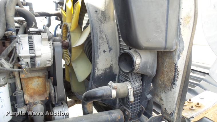 image for item DP9590 1998 Ford F800 Super Duty truck cab and chassis