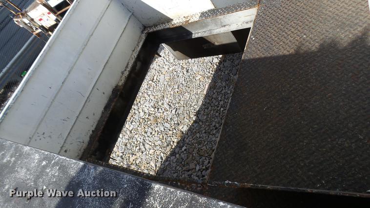 image for item DP9591 Reading HD132ADW utility bed