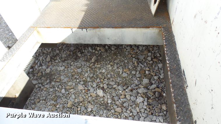 image for item DP9591 Reading HD132ADW utility bed