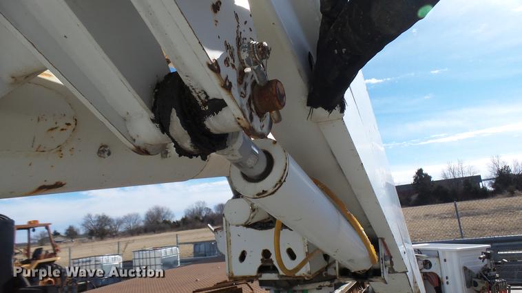 image for item DP9592 Altec TA40 articulating boom lift