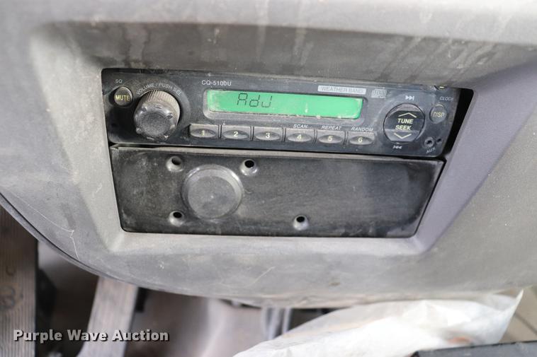 image for item EC9339 2009 GMC T7500 street sweeper truck