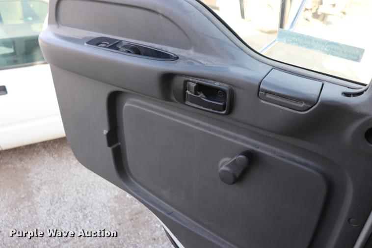 image for item EC9339 2009 GMC T7500 street sweeper truck