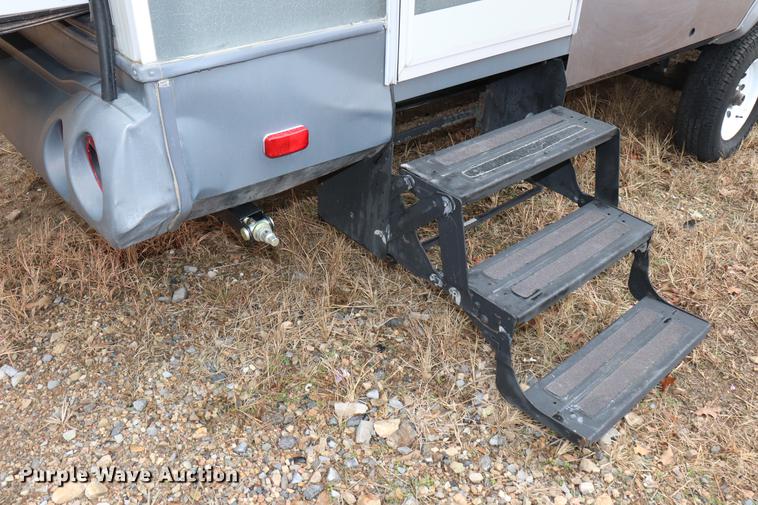 image for item EC9375 2009 Open Range camper