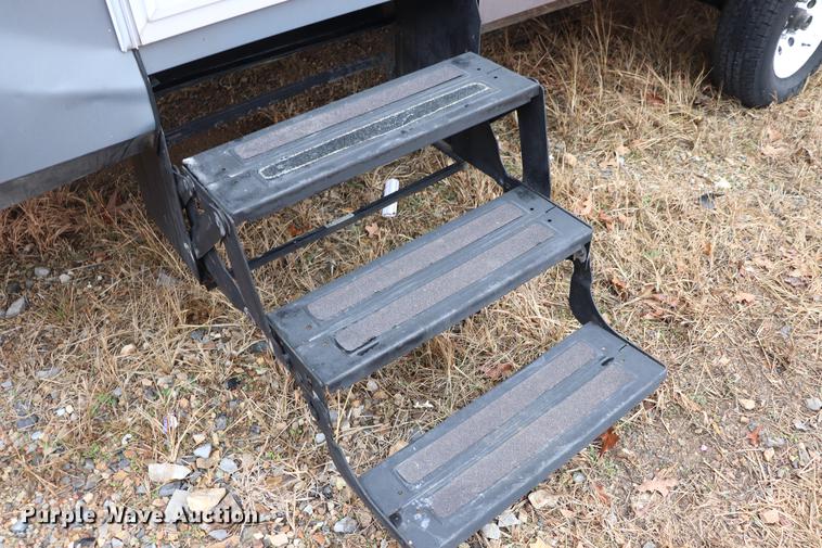 image for item EC9375 2009 Open Range camper