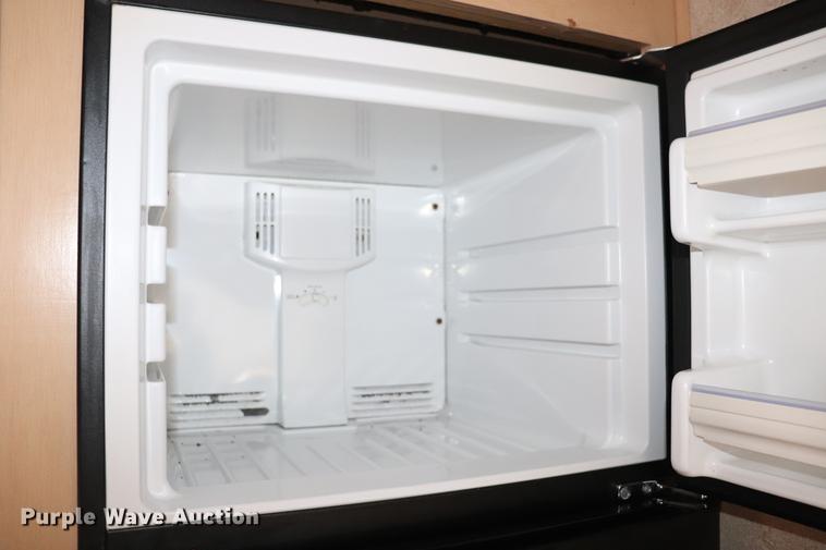 image for item EC9375 2009 Open Range camper