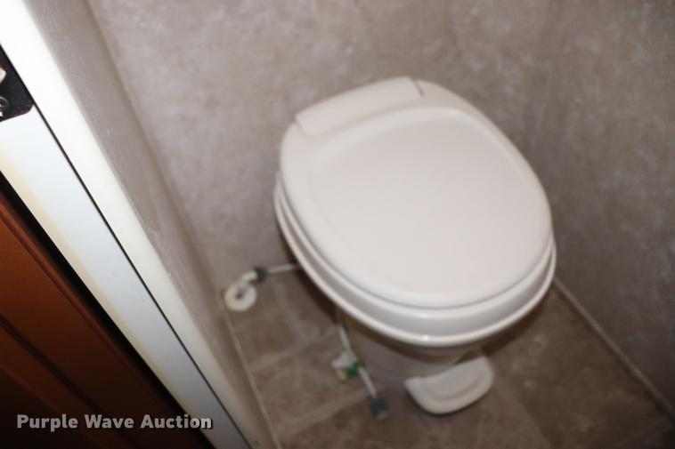 image for item EC9375 2009 Open Range camper