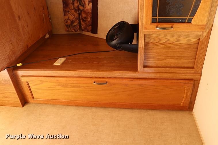 image for item EC9469 2006 Fleetwood Wilderness Yukon camper