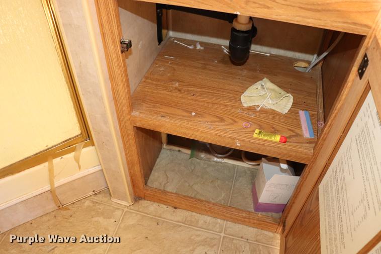 image for item EC9469 2006 Fleetwood Wilderness Yukon camper