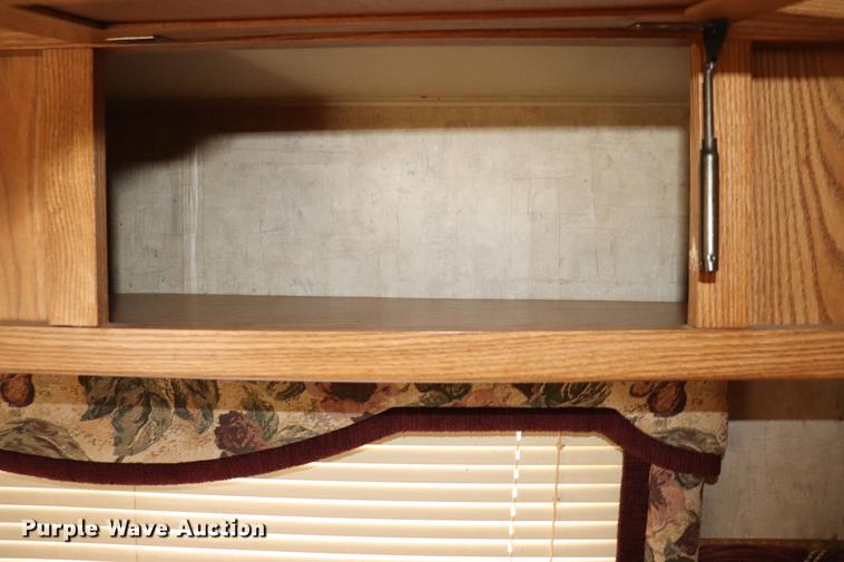 image for item EC9469 2006 Fleetwood Wilderness Yukon camper