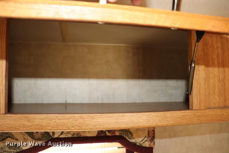 image for item EC9469 2006 Fleetwood Wilderness Yukon camper