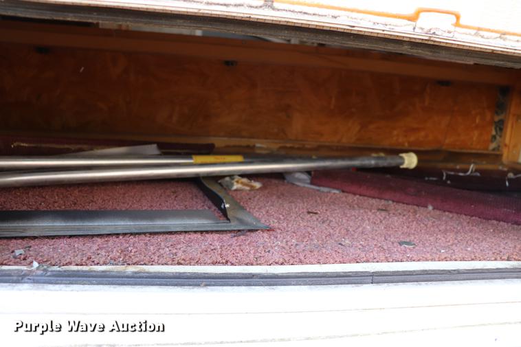 image for item EC9469 2006 Fleetwood Wilderness Yukon camper