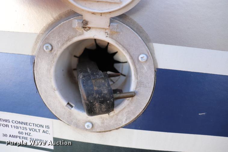 image for item EC9469 2006 Fleetwood Wilderness Yukon camper