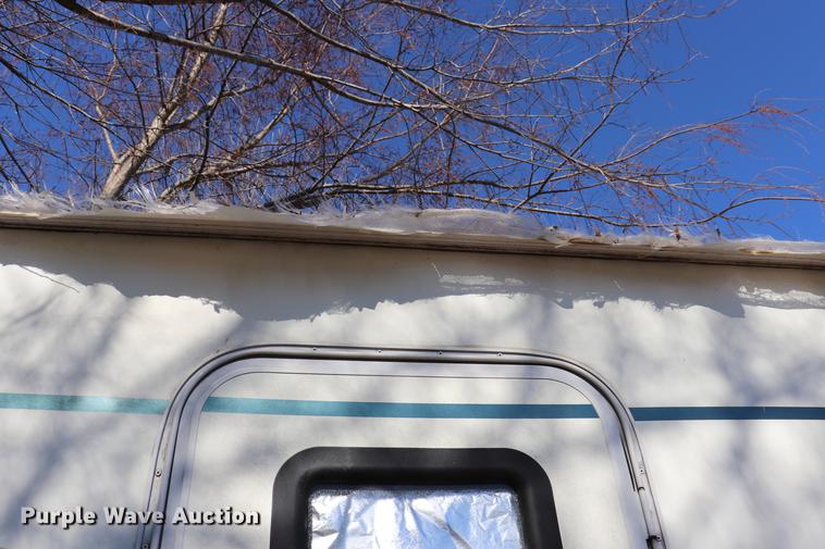 image for item EC9469 2006 Fleetwood Wilderness Yukon camper