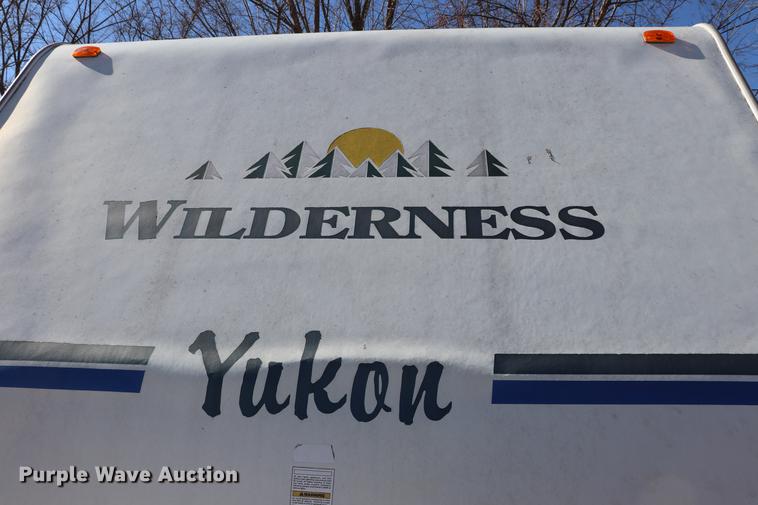 image for item EC9469 2006 Fleetwood Wilderness Yukon camper