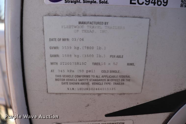 image for item EC9469 2006 Fleetwood Wilderness Yukon camper