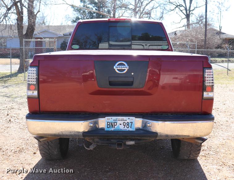 image for item EC9470 2004 Nissan Titan King Cab pickup truck