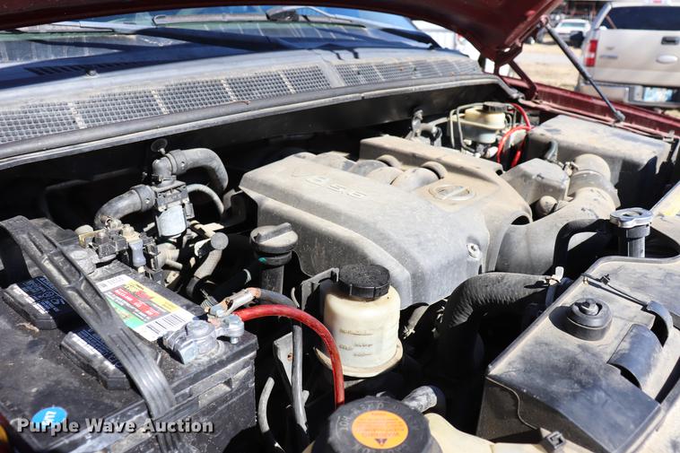 image for item EC9470 2004 Nissan Titan King Cab pickup truck