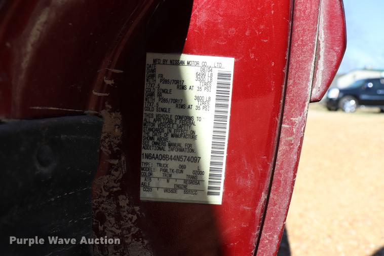 image for item EC9470 2004 Nissan Titan King Cab pickup truck