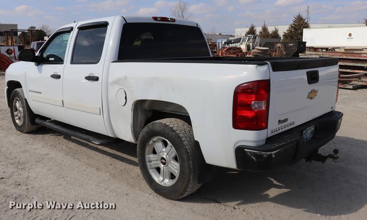 image for item EC9477 2008 Chevrolet Silverado 1500 LT Crew Cab pickup truck