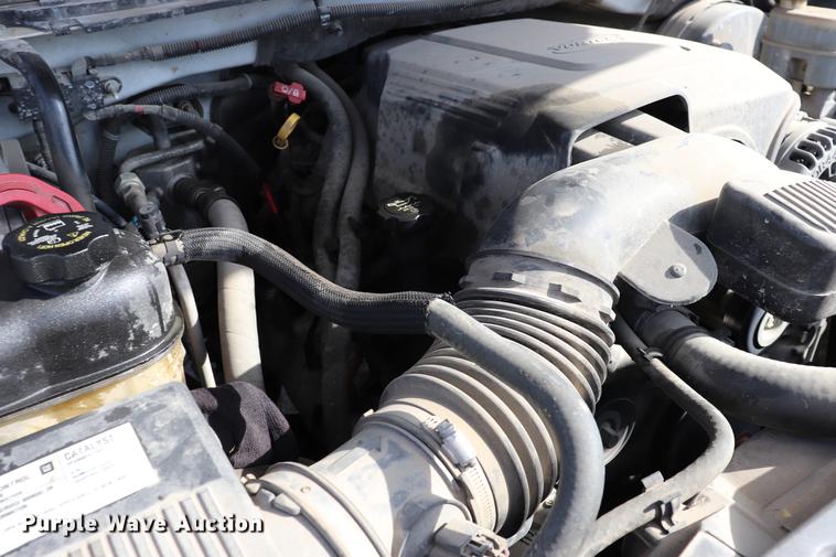 image for item EC9477 2008 Chevrolet Silverado 1500 LT Crew Cab pickup truck