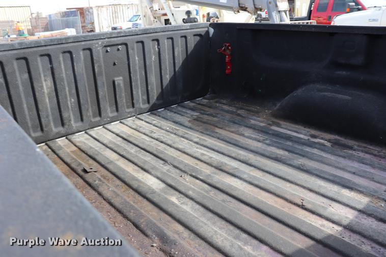 image for item EC9477 2008 Chevrolet Silverado 1500 LT Crew Cab pickup truck