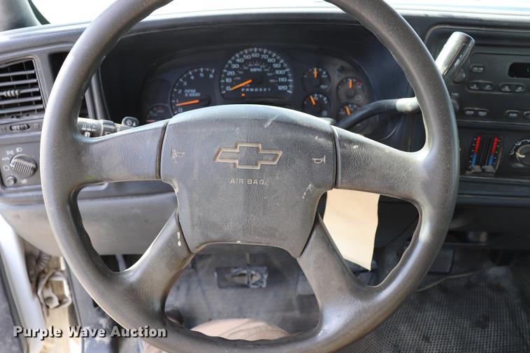 image for item EC9478 2006 Chevrolet Silverado 2500HD Crew Cab pickup truck