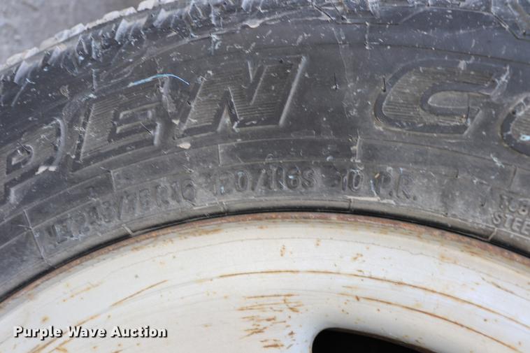 image for item EC9478 2006 Chevrolet Silverado 2500HD Crew Cab pickup truck