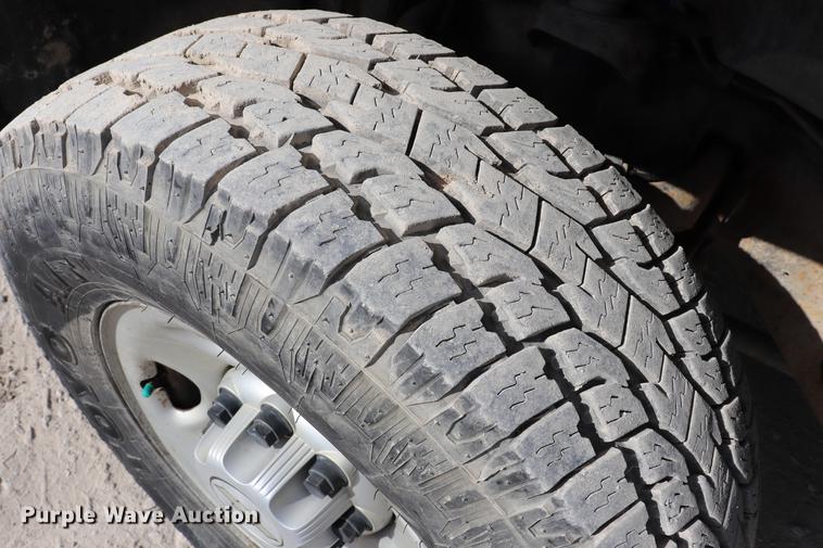 image for item EC9478 2006 Chevrolet Silverado 2500HD Crew Cab pickup truck