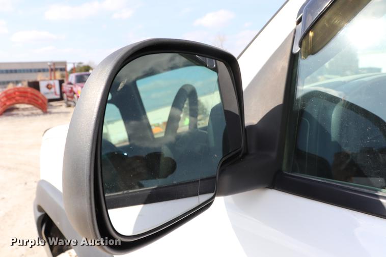 image for item EC9478 2006 Chevrolet Silverado 2500HD Crew Cab pickup truck