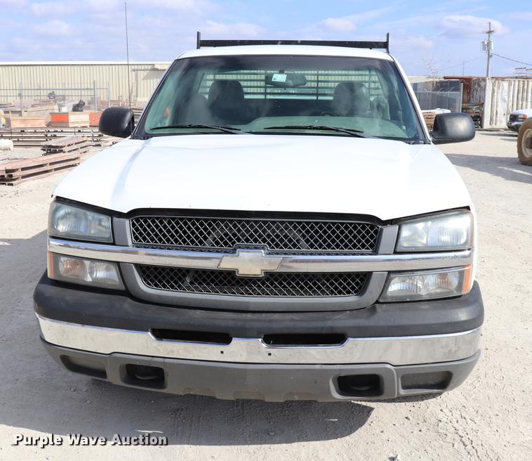 image for item EC9479 2005 Chevrolet Silverado 1500 pickup truck