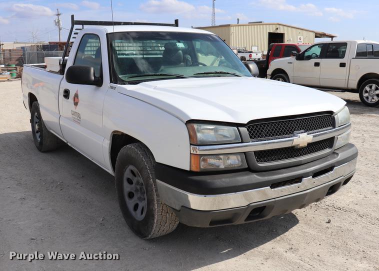 image for item EC9479 2005 Chevrolet Silverado 1500 pickup truck