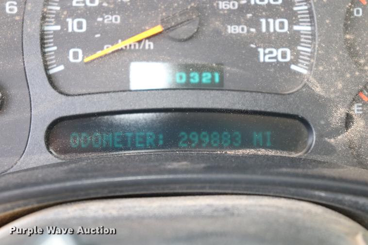 image for item EC9479 2005 Chevrolet Silverado 1500 pickup truck