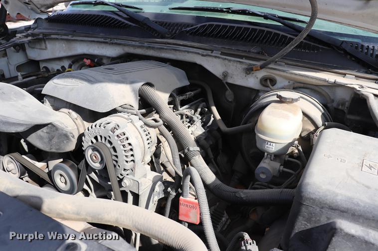 image for item EC9479 2005 Chevrolet Silverado 1500 pickup truck