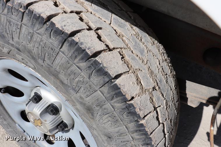 image for item EC9479 2005 Chevrolet Silverado 1500 pickup truck