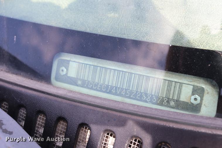 image for item EC9479 2005 Chevrolet Silverado 1500 pickup truck