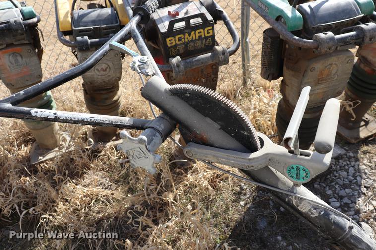 image for item EC9482 Concrete equipment