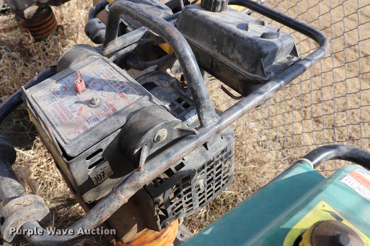 image for item EC9482 Concrete equipment