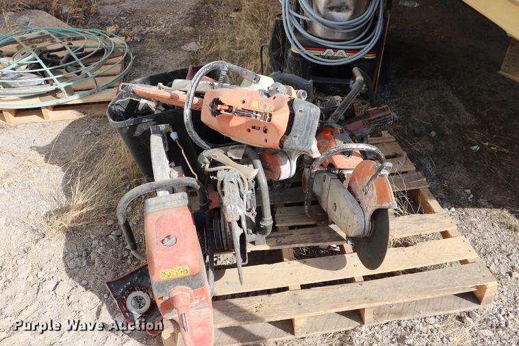 image for item EC9482 Concrete equipment
