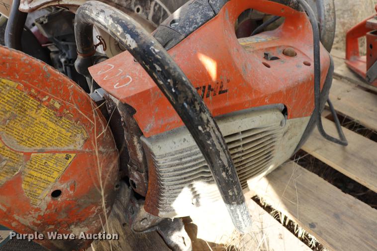 image for item EC9482 Concrete equipment