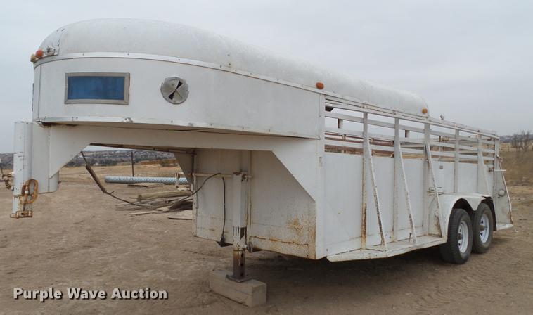 image for item EI9533 Shop built livestock trailer