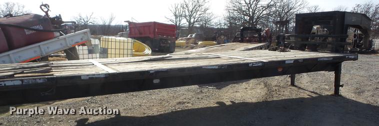 image for item EI9763 2003 Starlite 40TDGN flatbed trailer