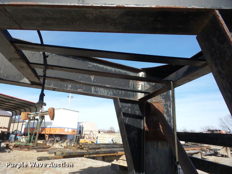 image for item EI9763 2003 Starlite 40TDGN flatbed trailer