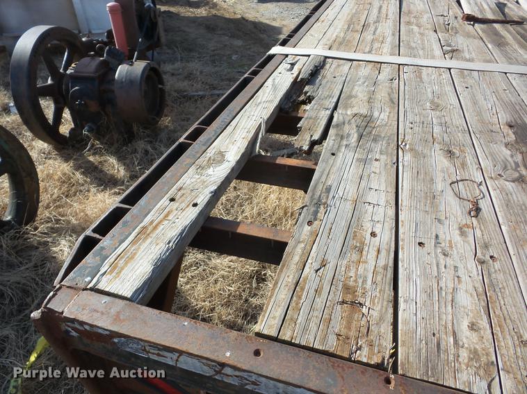 image for item EI9763 2003 Starlite 40TDGN flatbed trailer