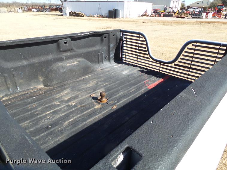 image for item EN9510 2007 Chevrolet Silverado 2500HD Crew Cab pickup truck