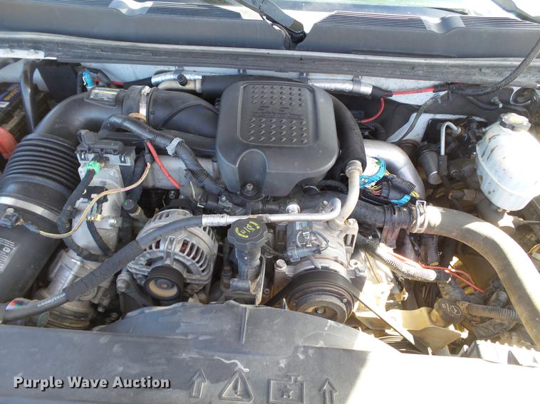 image for item EN9510 2007 Chevrolet Silverado 2500HD Crew Cab pickup truck