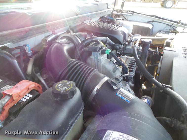 image for item EN9510 2007 Chevrolet Silverado 2500HD Crew Cab pickup truck