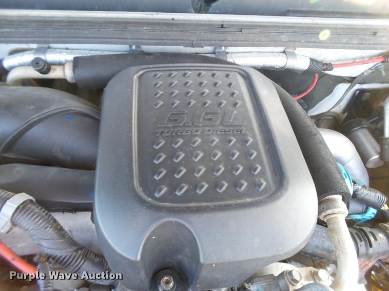 image for item EN9510 2007 Chevrolet Silverado 2500HD Crew Cab pickup truck