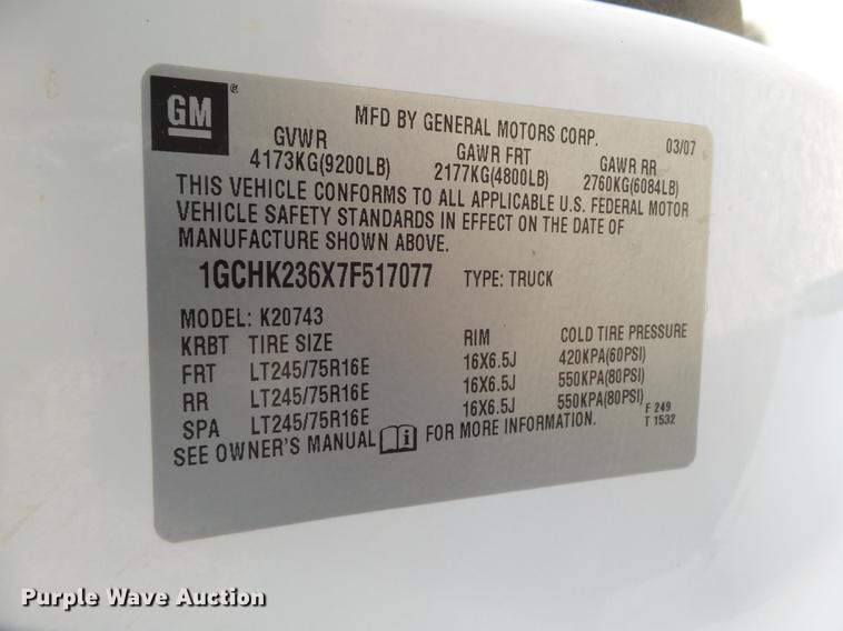 image for item EN9510 2007 Chevrolet Silverado 2500HD Crew Cab pickup truck