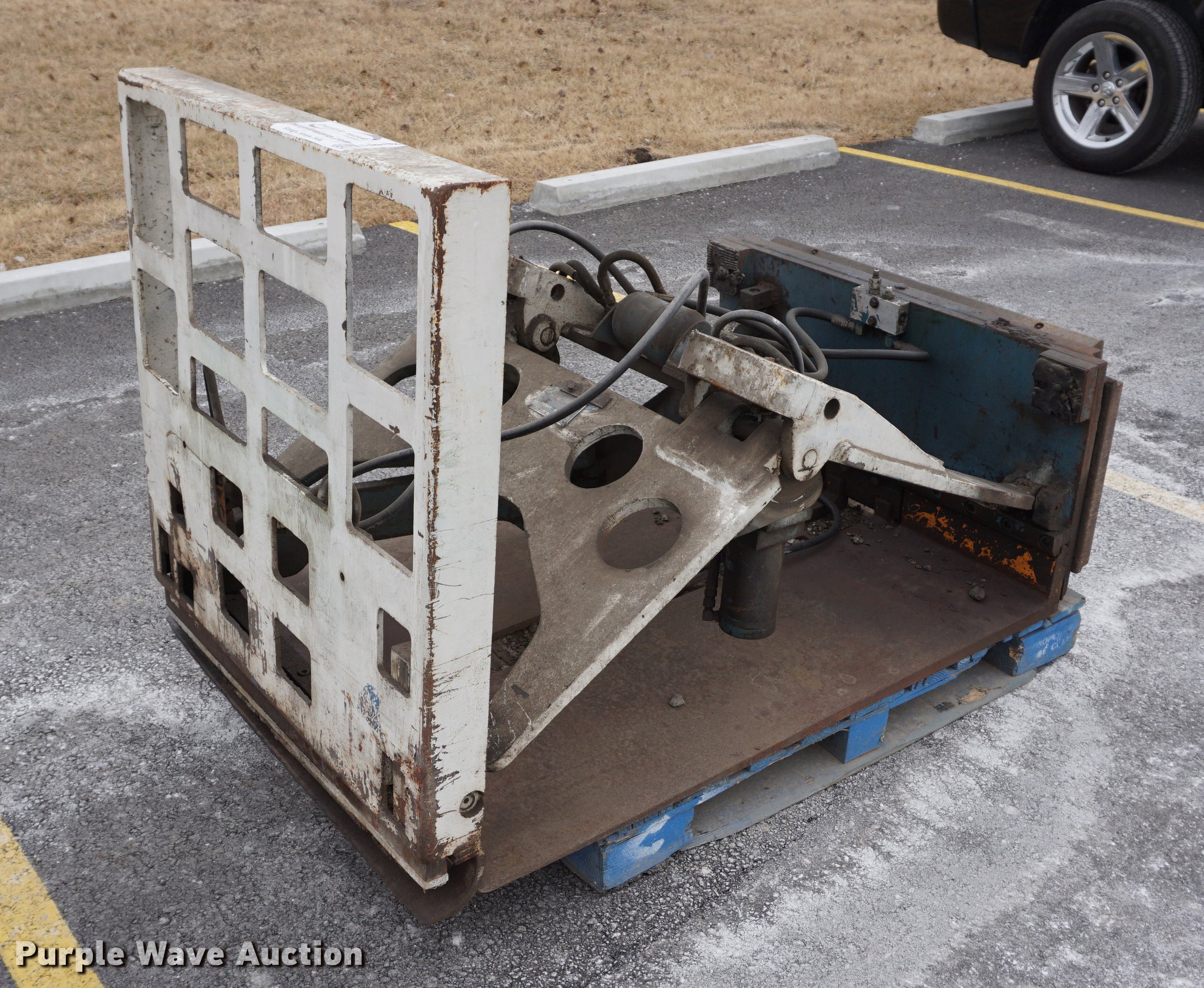 Long reach slip sheeter forklift attachment in Olathe, KS | Item DB0432 ...