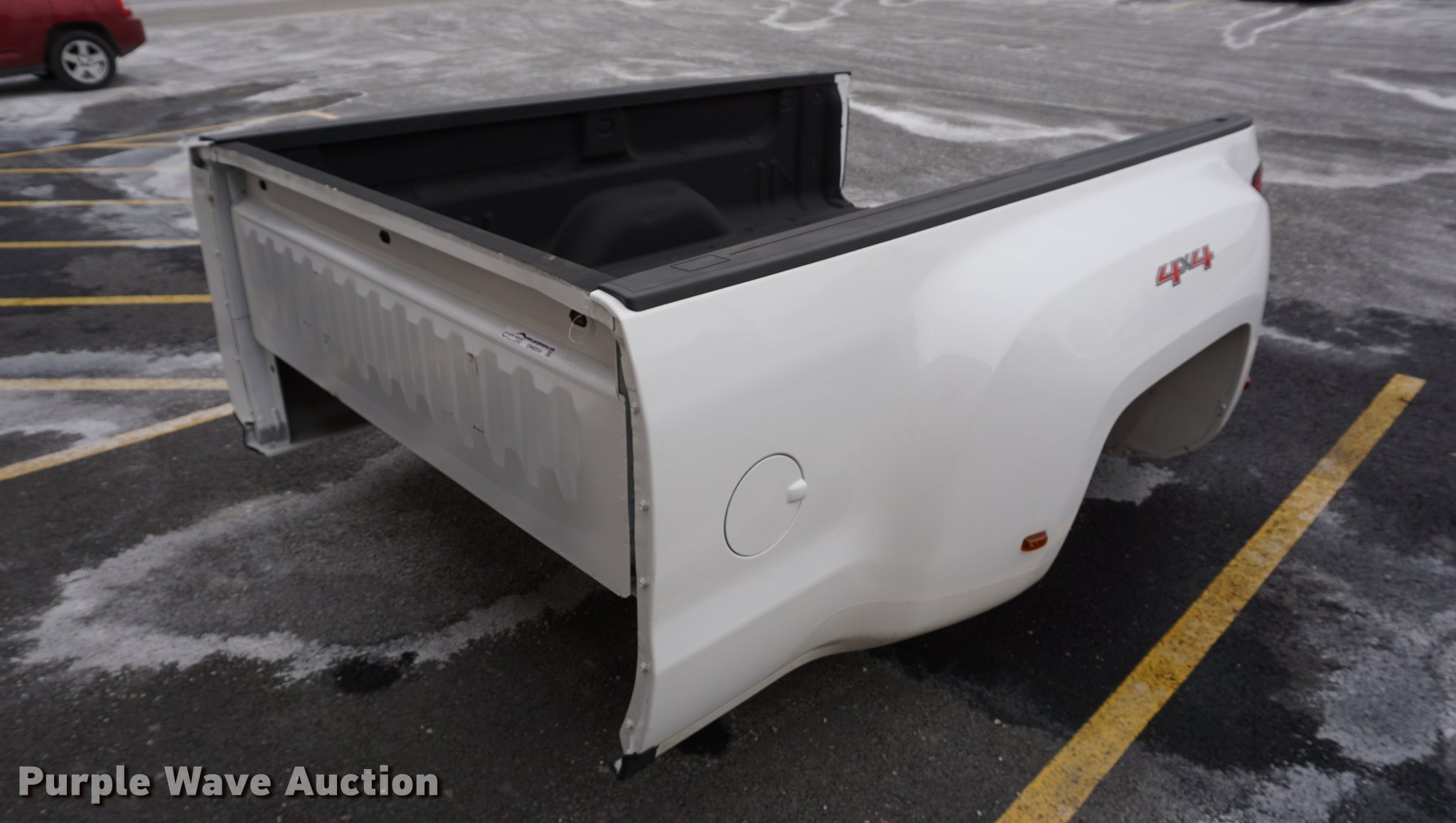2017 Chevrolet 3500 pickup truck bed in Olathe, KS Item DN9334 sold